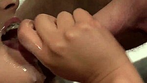 Hej doktorku, chcesz rżnąć młode 18+ pacjentki tak jak tę?