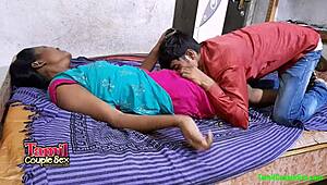 สาวทมิฬอินเดีย 19 ปี โดน Desi Sex Guru เย็ดสุดมันส์ในเซสชั่นภาษาฮินดีเต็มๆ 😍