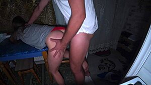 Madrasta convence enteado pra anal na cozinha 4K