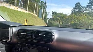 이 거대 보디빌더 부은 보지 감당할 수 있음?