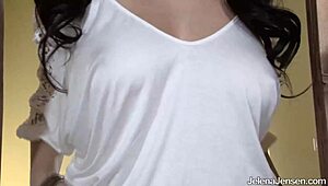 美艳Jelena Jensen骑假阳具狂野如牛仔，耶哈！🐎