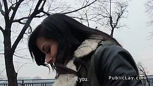 ホテで素人茶髪美女が巨根でハメまくり