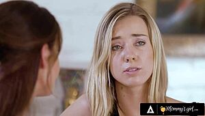 うわ、美女ヘイリー・リードが巨乳MILFシルヴィア・セイジに指マンされて激しいシザリング！