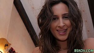 نجمات بورن ساخنات بيتدلكوا طيزهم جامد، يا سلام!