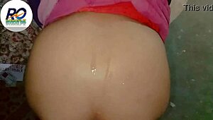 देसी देवर ने मुझे साड़ी उठाकर डॉगी स्टाइल में जोरदार चोदा हिंदी ऑडियो के साथ! वाह, क्या मज़ा आया!