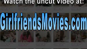 สาวเลสเบี้ยนน่ารักเลียกันในฉากหญิงรักหญิงสุดร้อนแรงกับนมใหญ่