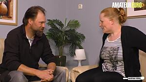 Német BBW feleség Jennifer-t keményen döngeti a szomszéd a tetőn, bírod ezt a csábítást?