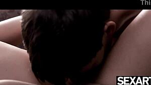 Velike naravne joške moje lepotice divje poskakujejo, ko jezdim trd kurac moža