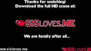 الأخ غير الشقيق يطعم كاميرون دي قضيبه الوحشي. هي تأخذه بعمق في كسها المحلوق بلهفة.