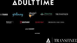 Trans curvy Eva Maxim seduce vecina MILF fierbinte Kenzie!