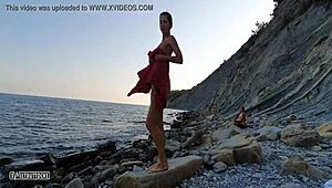 I'm totally nakid on the beach, showin' off my big boobies to voyeurs! 😍