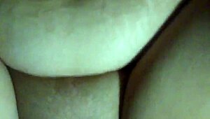 Hvad sker når fed kones hænder bindes i bondage, bundet og hjælpeløs?