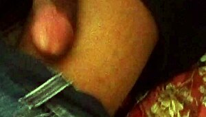 Hey, tengok babes Rusia stoking kena kongkek punggung kuat! 😏