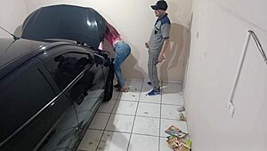 เฮ้ย ดูช่างซ่อมรถสาวร้อนที่ร้านนี้สิ!