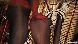 Wow, Parodia Spiderman XXX 2 Scena 4 con Dani Daniels in Selvaggia Azione Deepthroat!