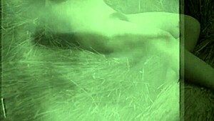 Dark Lantern dezvăluie nuduri vintage în natură din Confesiuni Erotice Viața Mea Secretă gentleman victorian