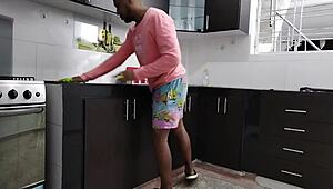 Stepdad saya hidangkan kongkek pagi panas dengan akhian krim