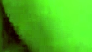 Chytil som svoju ženu na skrytej kamere, ako má divoký sex doma