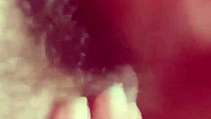 饥渴后妈用惊人吹箫吸出我的精液