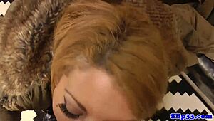 Jestem tak podniecona patrząc na tę kochającą kutasa Eurobabkę rżniętą przez starego faceta!