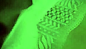 Novinha fofa 18+ dedando até gozar gostoso