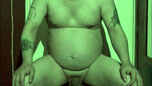 Virgin Bisexual Buatan Sendiri Telan Zakar