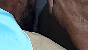 Hun sved pikken god til jeg kom, så red hun mig doggy. Mand, jeg eksploderede hårdt!