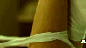 Aku Gak Tahan Naik Cowok Kurus Hitam Buat Seks Epik