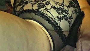 怀孕美女沉迷玩具玩法寻求快感