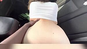 Oye, ¡esta zorra pecosa recibió un chorro enorme de semen en la cara!