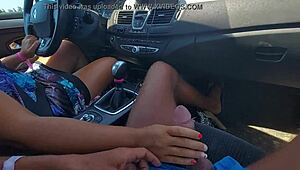 ازدحام مروري يتحول إلى جنون عندما تتعامل حماتي مع احتياجات ابن زوجي العذراء