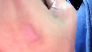 זונה רחובית נחנקת על זין שחור ענק