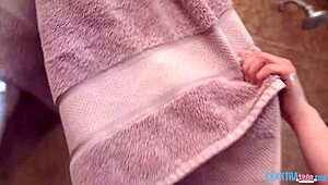 أنا مهووس تمامًا بهذا المصنع الجنسي ويلي وونكا مع سيّا وود وتشارلز ديرا