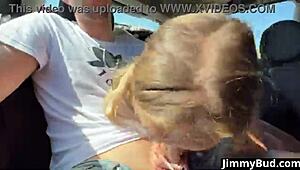 Tipă devine sălbatică tânjind după prânz lichid adânc