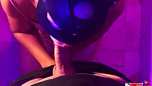 POV stedsøster suger brors pik og sluger sæden