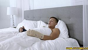 Sestra Natalie Porkman jezdijo velikega tiča polbrata! 😍