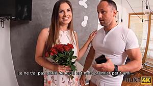 परवर्ट अपनी वाइफ को उसके एक्स-बॉयफ्रेंड के साथ वाइल्ड सेशन में चुदते देखता है