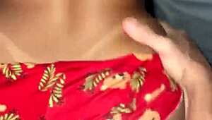 पत्नी को उसके प्रेमी ने जोर से लिया और कम से भर दिया