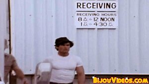 شاب مثلي قديم ياخد نيك قوي في طيزه