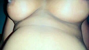 继姨的大胸和女上位小穴骑乘