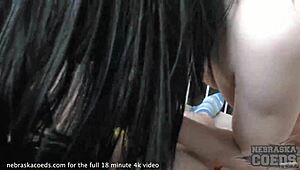 Vékony fiatal 18+ Vera orális a kanapén amatőr castingon