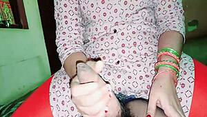 Desi couple's intimate blowjob and handjob feels amazing