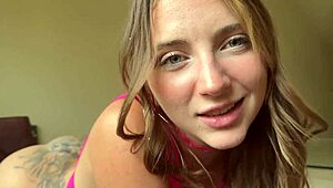 Belle-Sœur Macy Meadows Jouit Sans Arrêt dans Fantasme Familial