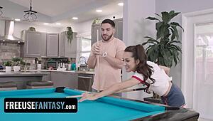 Freeuse Fantasy - Minik Tatlı Sürtük Freya Von Doom Şanslı Erkek Tarafından Bilardo Masasında Dövülüyor