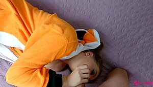 נטה סוויט מתאוננת ומגיעה לפורגן כמה פעמים במהלך מציצה לבן חורג