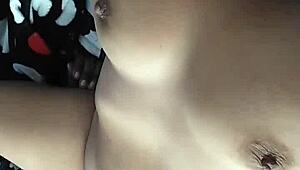 A mi marido ya no le gusta chupar mi vagina pero me invente una buena estrategia y miren que ricada mamada me da