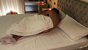 Futai rapid de dimineață cu un cuplu amator brunet înainte de muncă