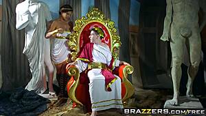 ब्रेजर्स इतिहास क्लास में आयदा स्विंगर के साथ बिग टिट्स लाता है! 😍