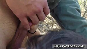 يا راجل، أنا شرطية لاتينية بعمل مص عميق على الحدود، فاهم!