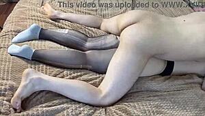 Vittu, naidin parhaan ystäväni hostellissa ja creampied hänen pussyynsä kovaa